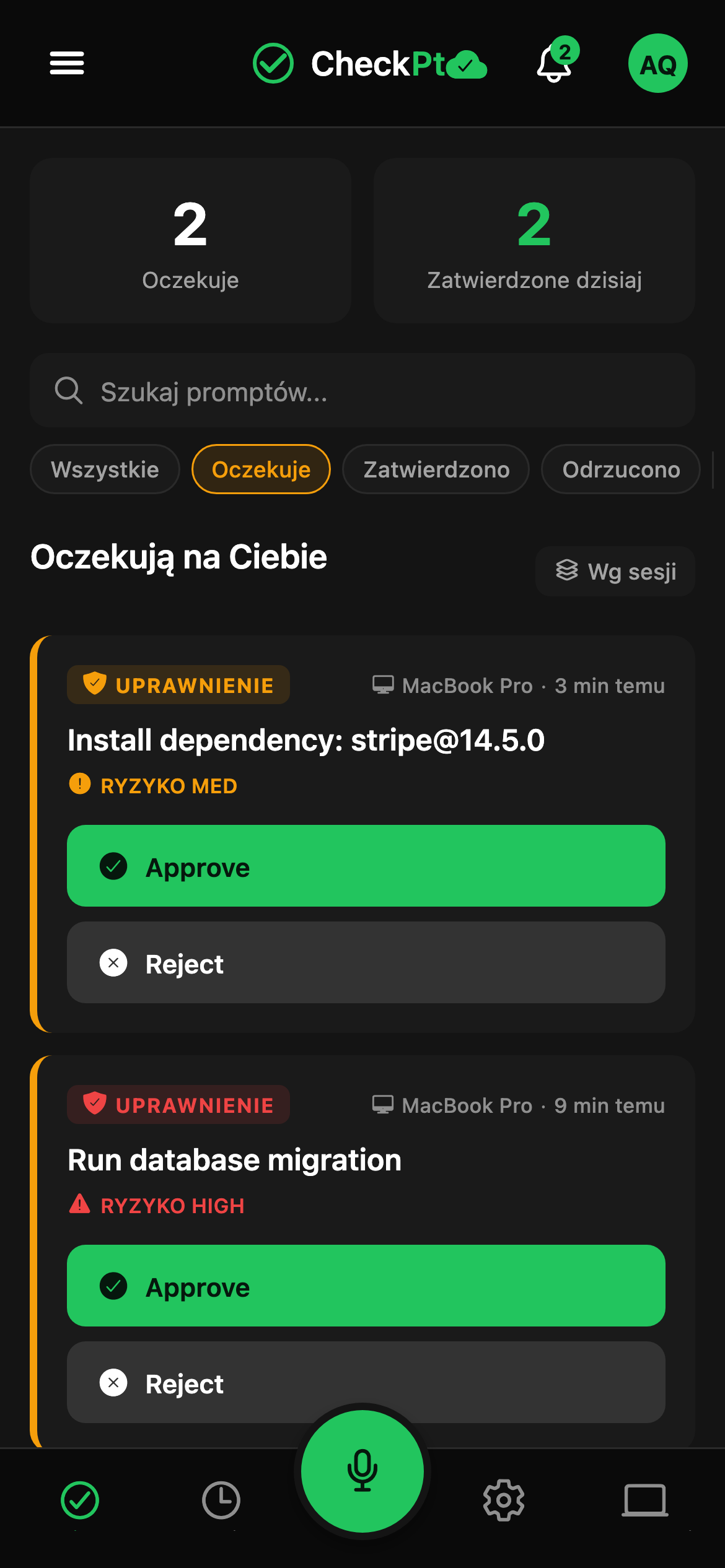 CheckPt mobile approvals screen.
