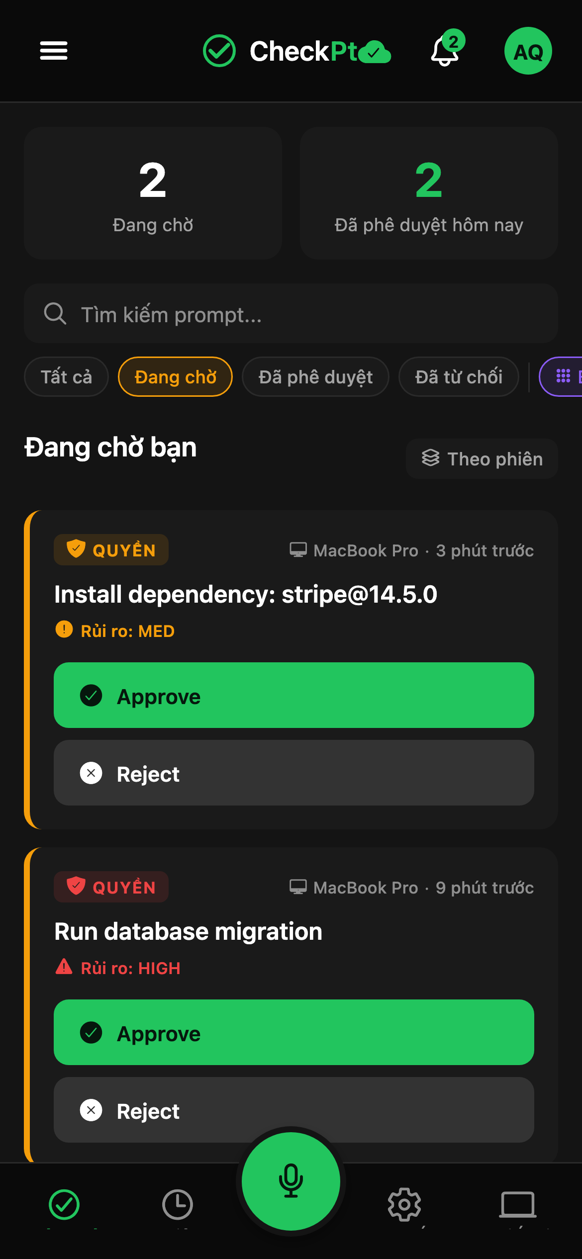 CheckPt mobile approvals screen.