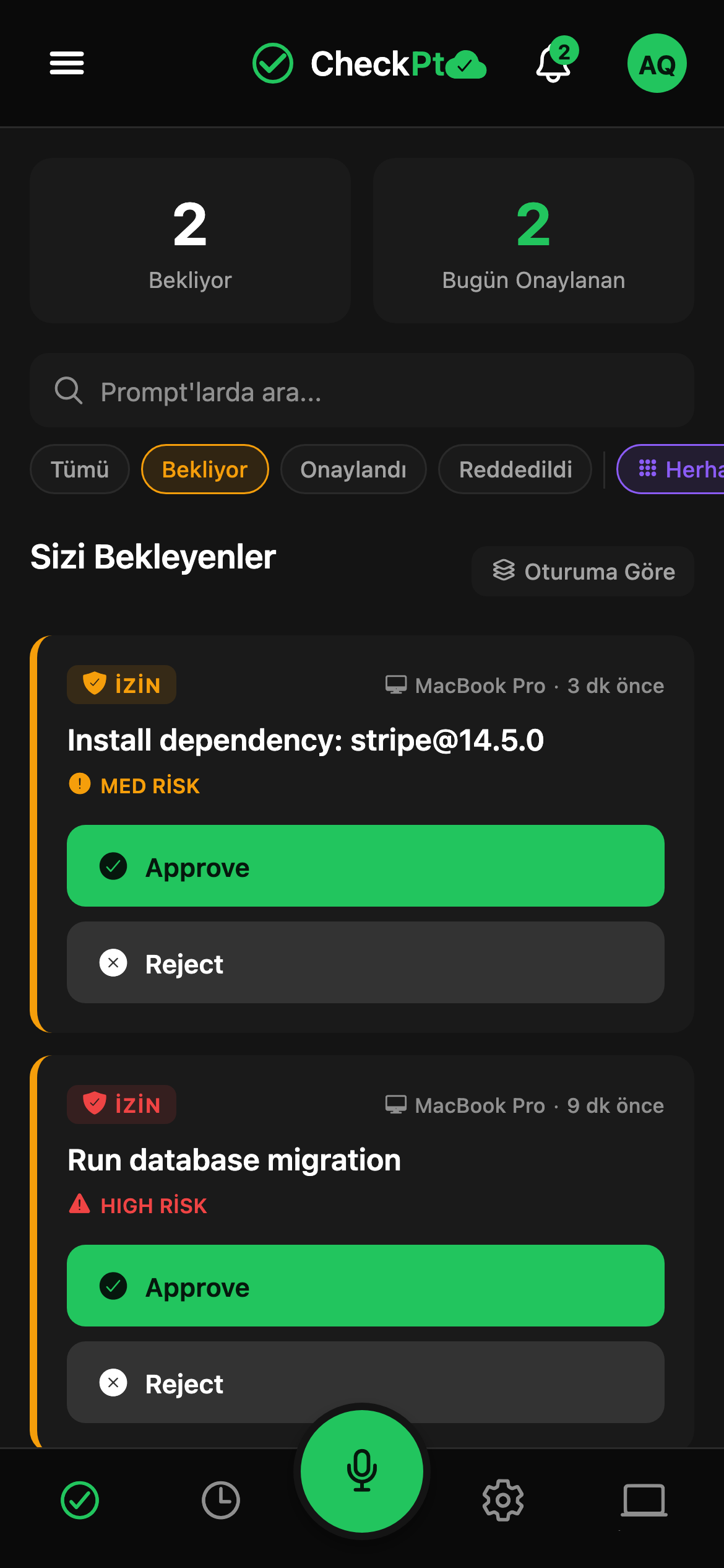 CheckPt mobile approvals screen.
