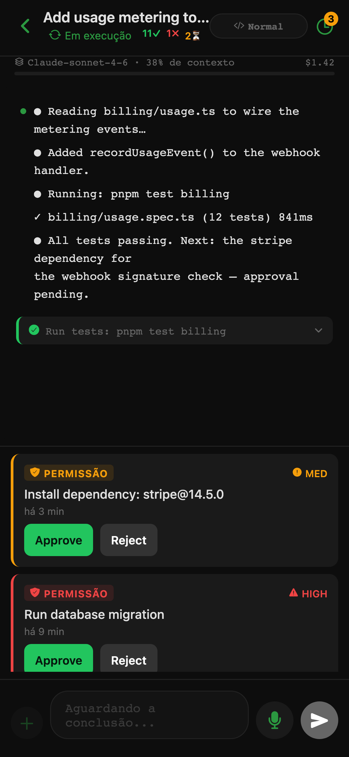 O app mobile do CheckPt mostrando uma sessão ativa com serviços, ambiente, stack e branch, e uma ação de Abrir workspace.