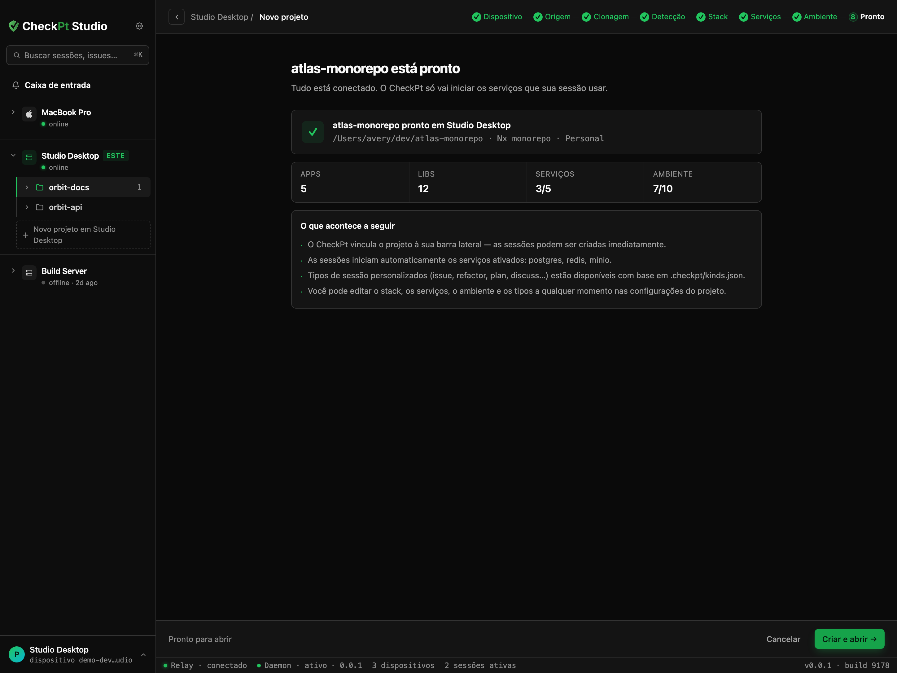 O app de desktop do CheckPt Studio guiando um novo projeto pelas etapas de dispositivo, fonte, clonagem, stack, serviços, ambiente e pronto.